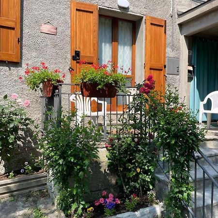 Casa Vacanze Ca' Di Lucchini San Benedetto Val di Sambro Екстер'єр фото