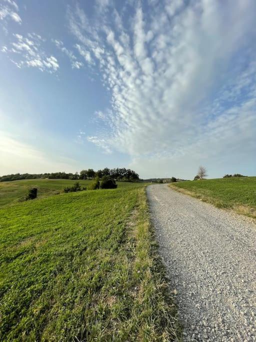 Casa Vacanze Ca' Di Lucchini San Benedetto Val di Sambro Екстер'єр фото