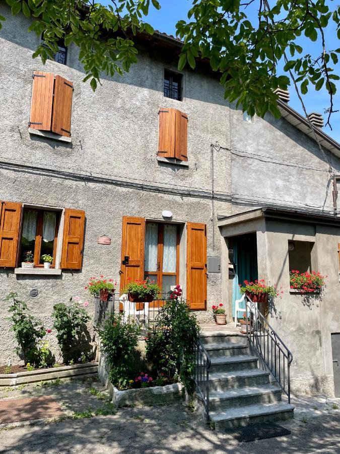 Casa Vacanze Ca' Di Lucchini San Benedetto Val di Sambro Екстер'єр фото